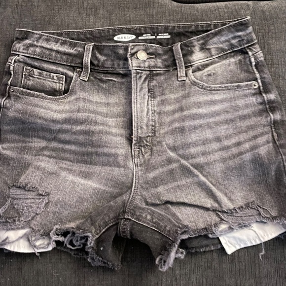 Old Navy Boyfriend Jean Shorts - Picture 1 of 2